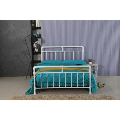 4ft 6 White Metal Bed Industrial Look