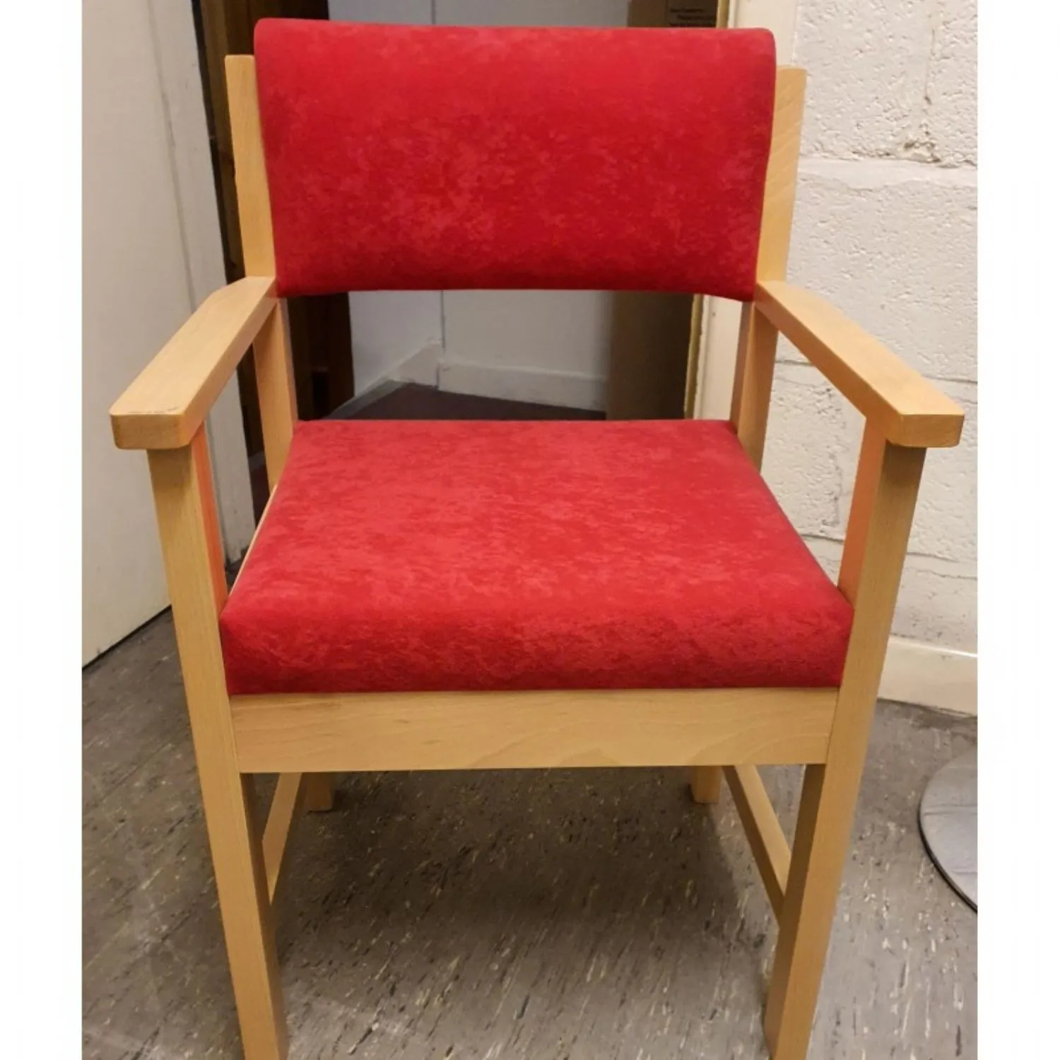Red Fabric Solid Beech Dining Carver Chair