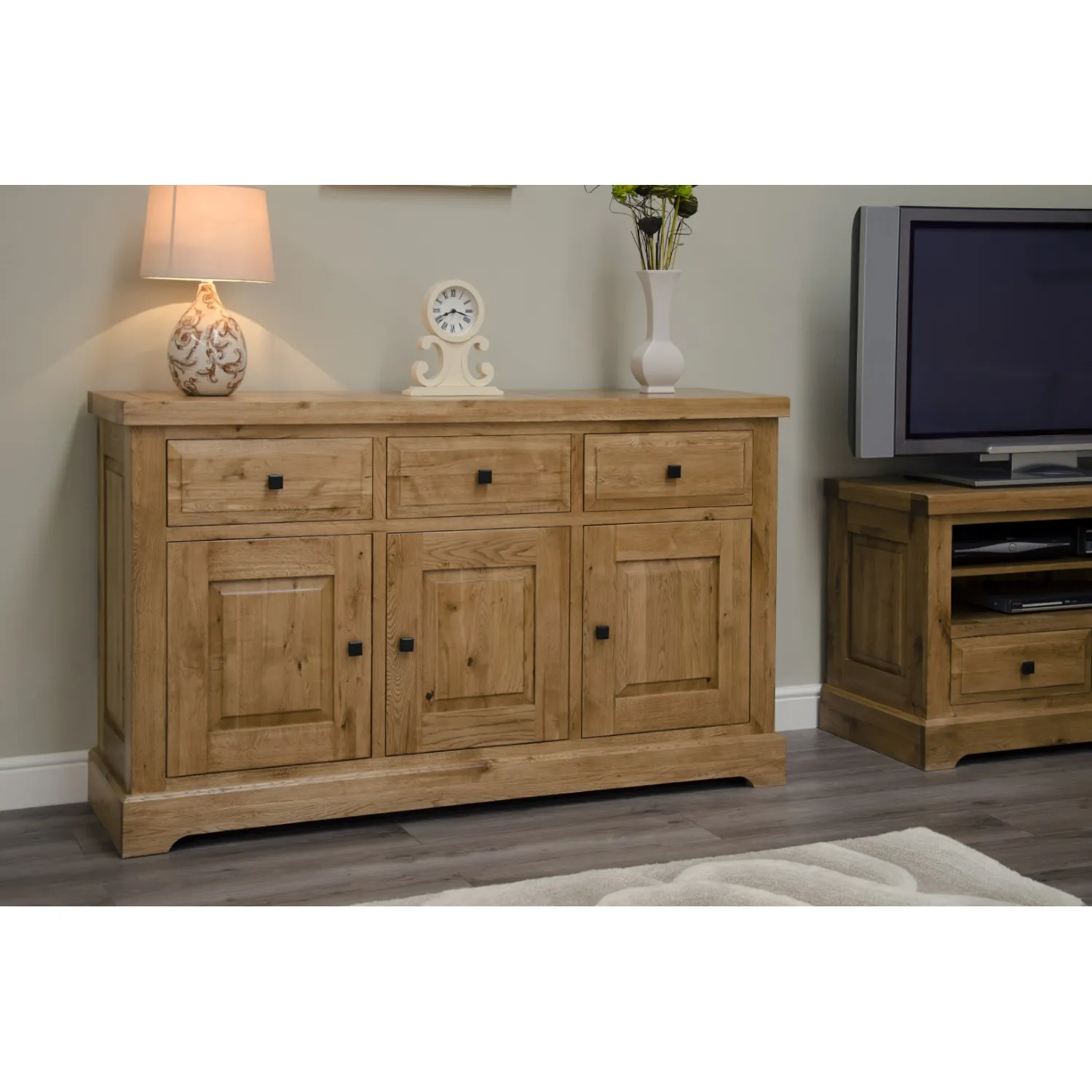 Deluxe Large Sideboard