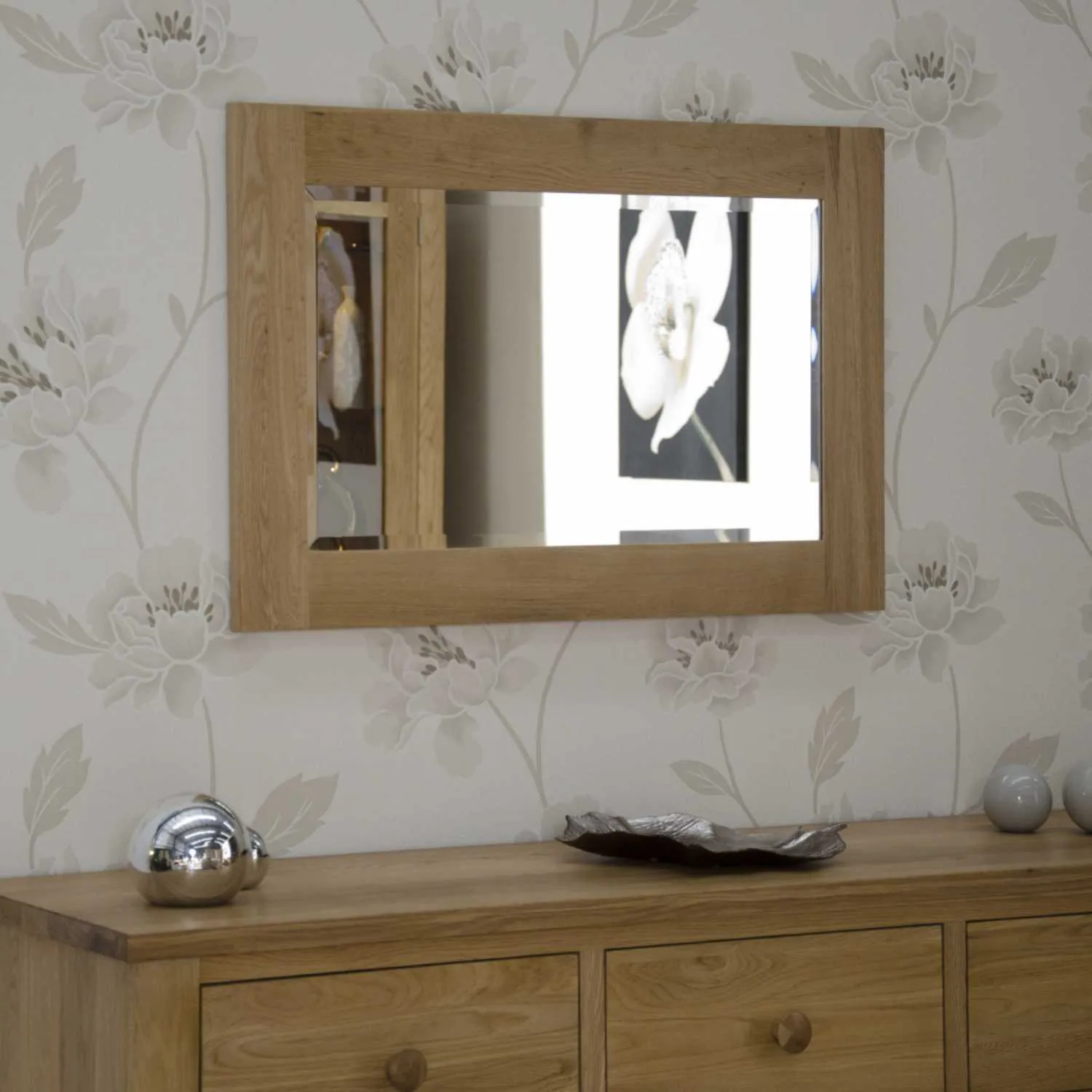 Oak Wall Mirror 900 x 600
